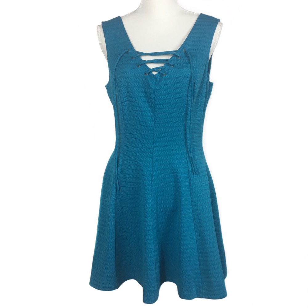 PaperDoll Sleeveless Skater Style Dress, Sz L
